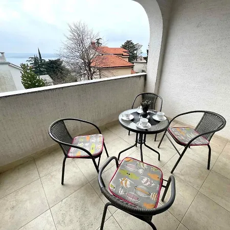 In 41520 Apartment